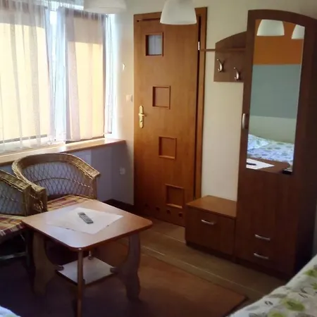 Goscinne Zeromskiego Homestay Wladyslawowo